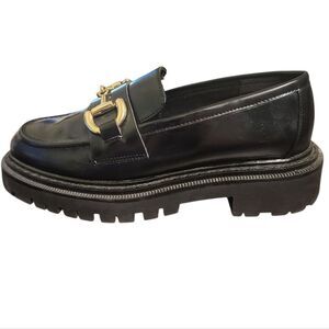 H&M Gold Horse Bit Lug Sole Black Vegan Leather Platform Womens Loafer, Size 9